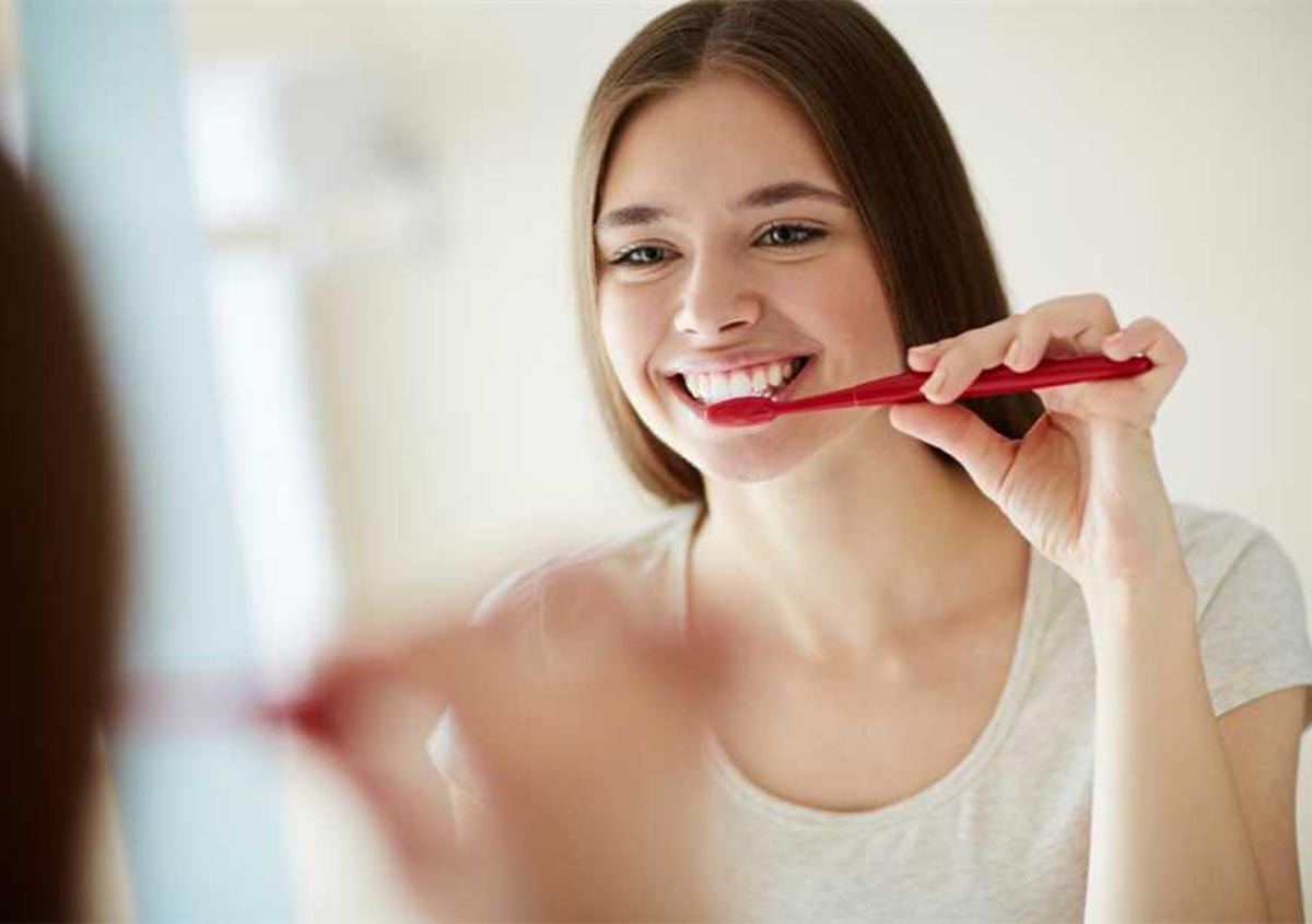 Are You Brushing Your Teeth the Wrong Way?